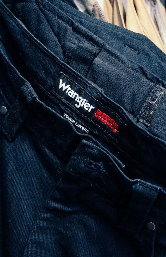 Wrangler vintage workwear jeans wholesale — Eureka Fripe B2B clothing supplier